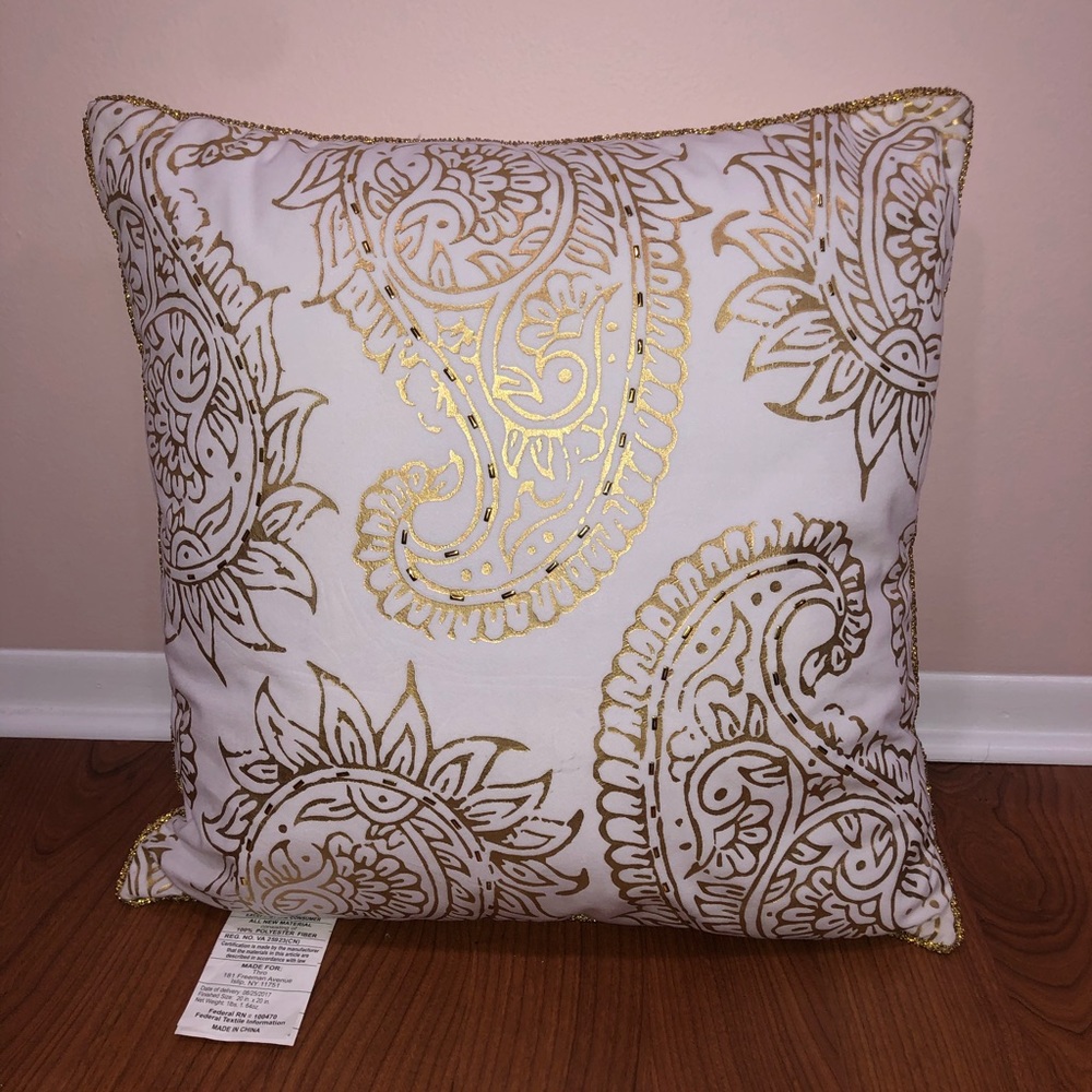 Luxury Velvet Throw Pillow